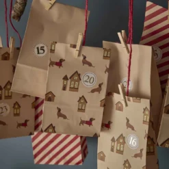 Adventskalender-Set, Tüten/Sticker, Dackel/Haus