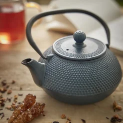 Gusseisen Teekanne, blau