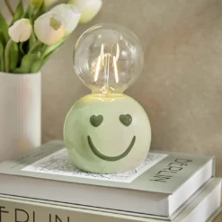 LED-Lampe mit Smiley-Sockel, grün, 16 cm